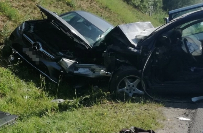 {W piątek przed południem doszło do zderzenia 4 aut na drodze nr 16.}